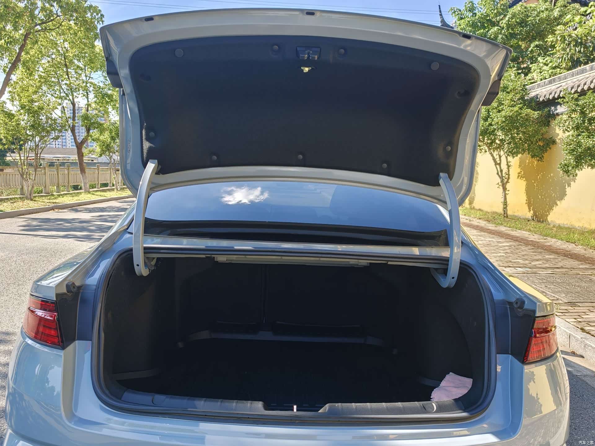 Geely Preface, 2023 20