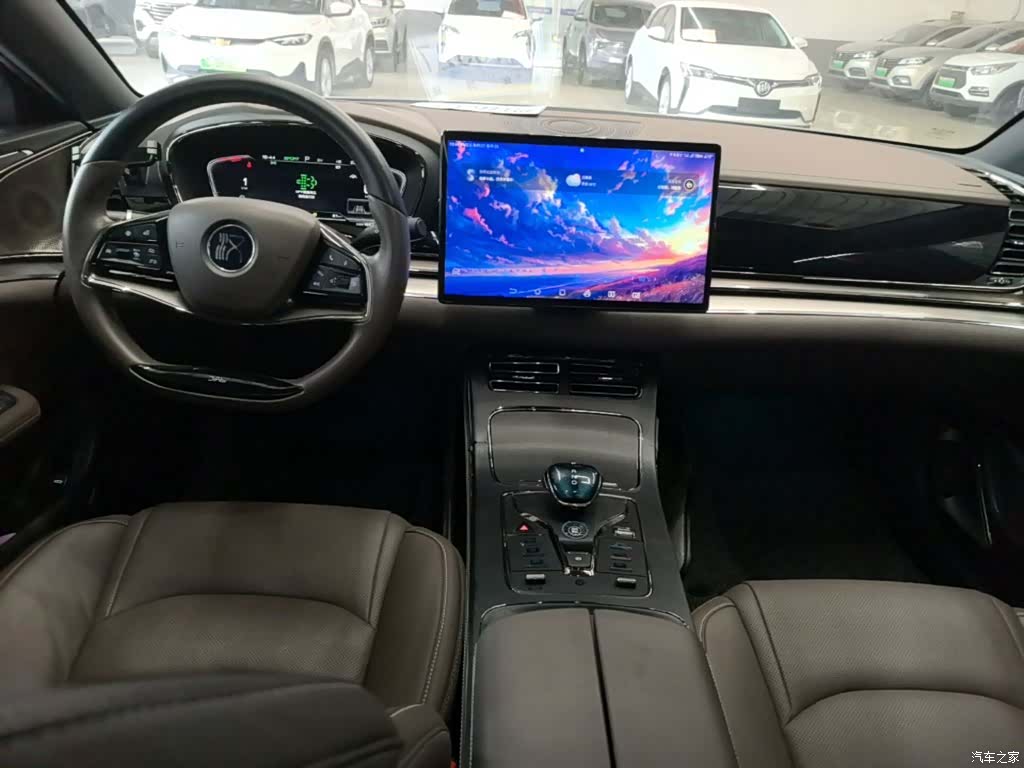 BYD Han, 2022 10