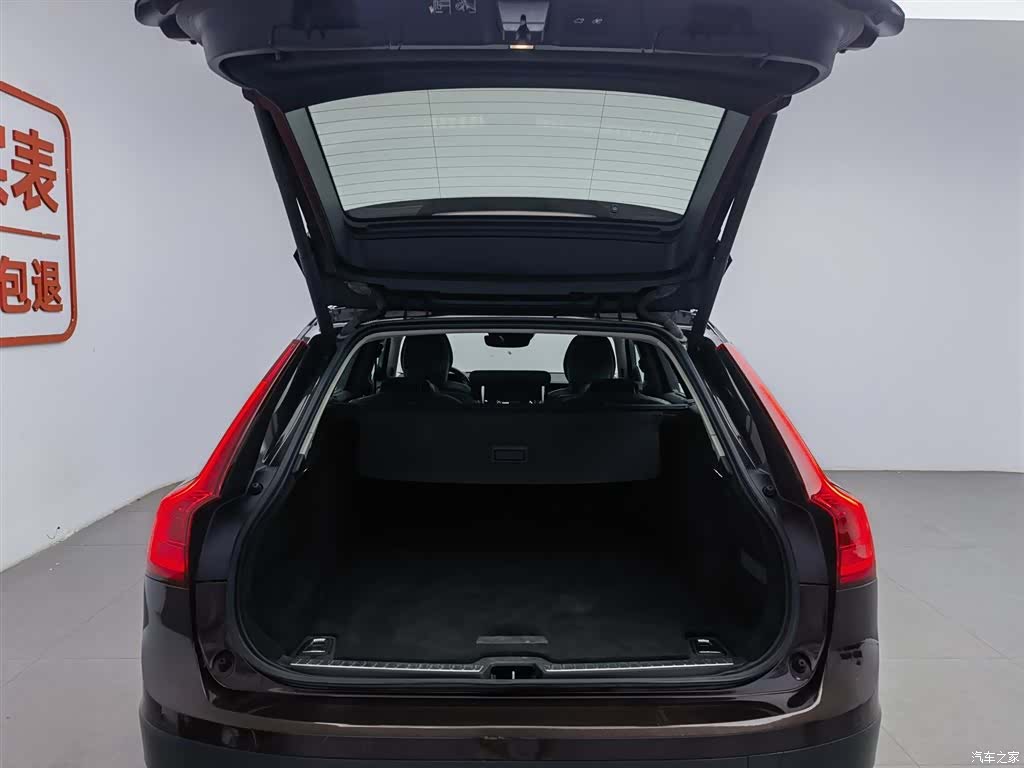 Volvo V90, 2019 16