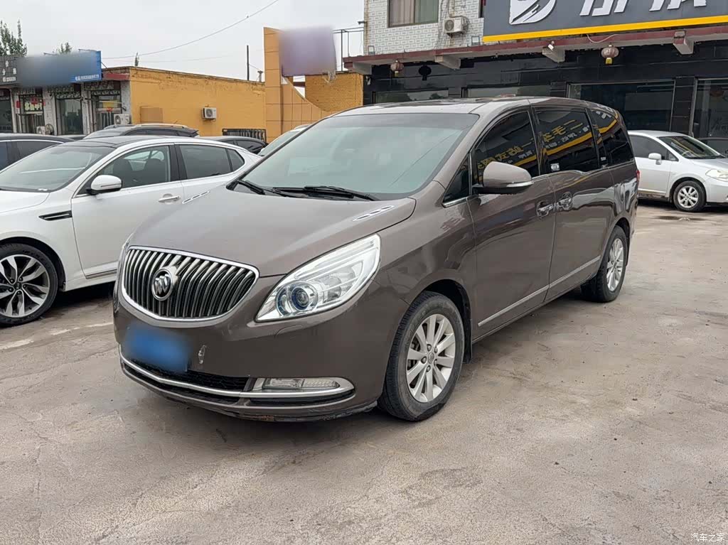Buick GL8, 2015 1