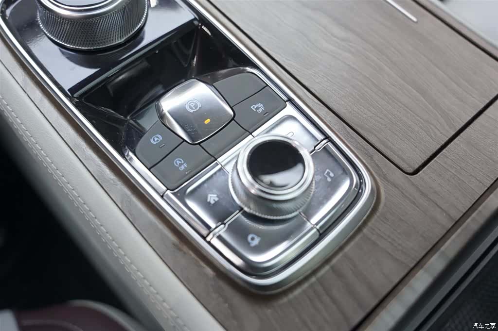 Ford Equator, 2024 15