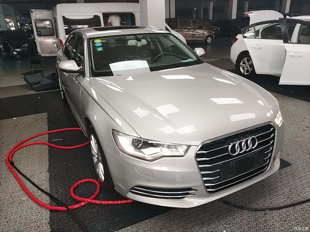 Audi A6L, 2015 4