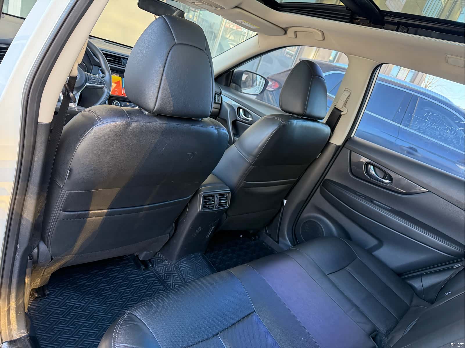 Nissan X-Trail, 2017 12