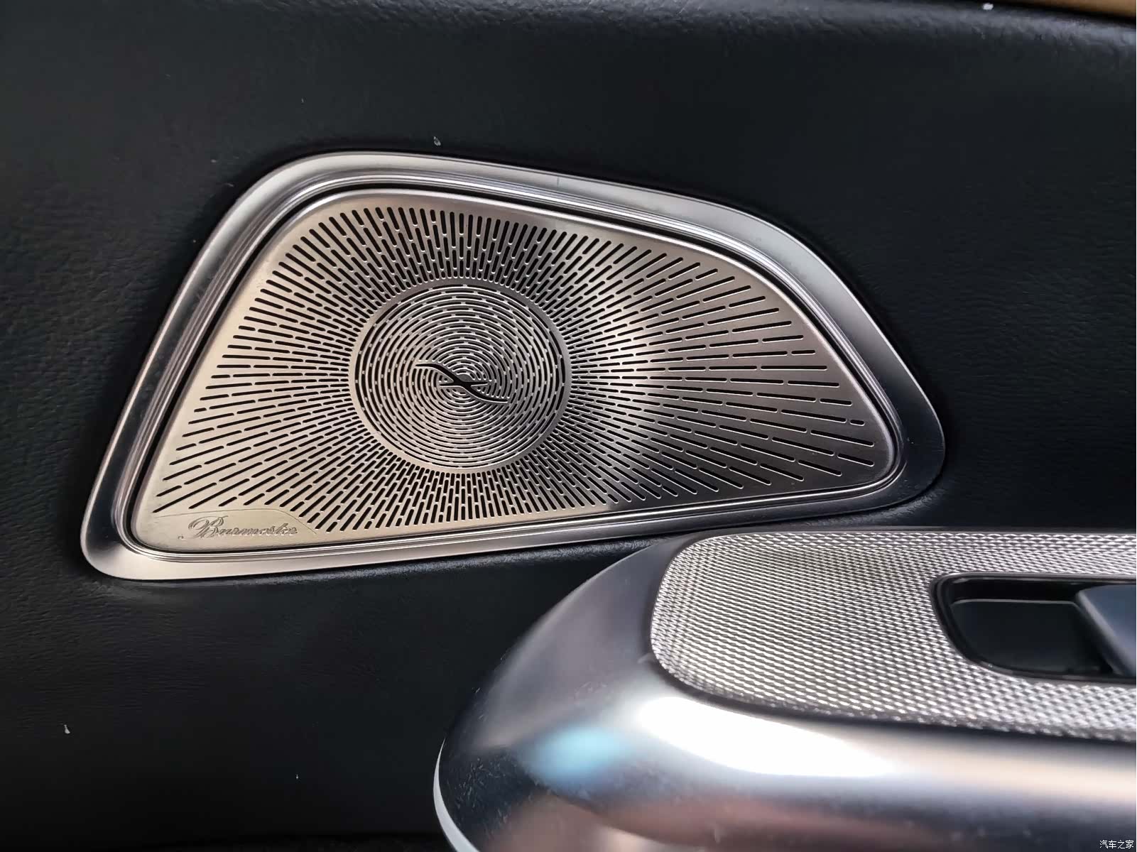 Mercedes-Benz E-Class, 2024 14
