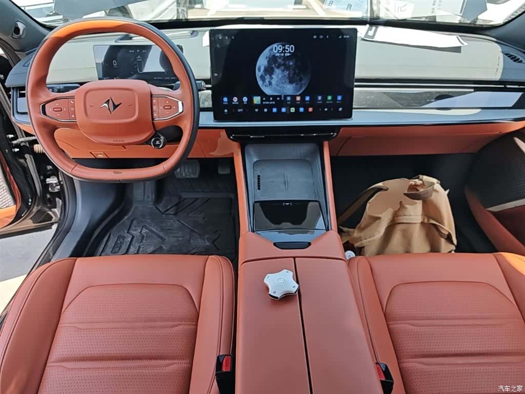 DongFeng eπ007, 2024 10