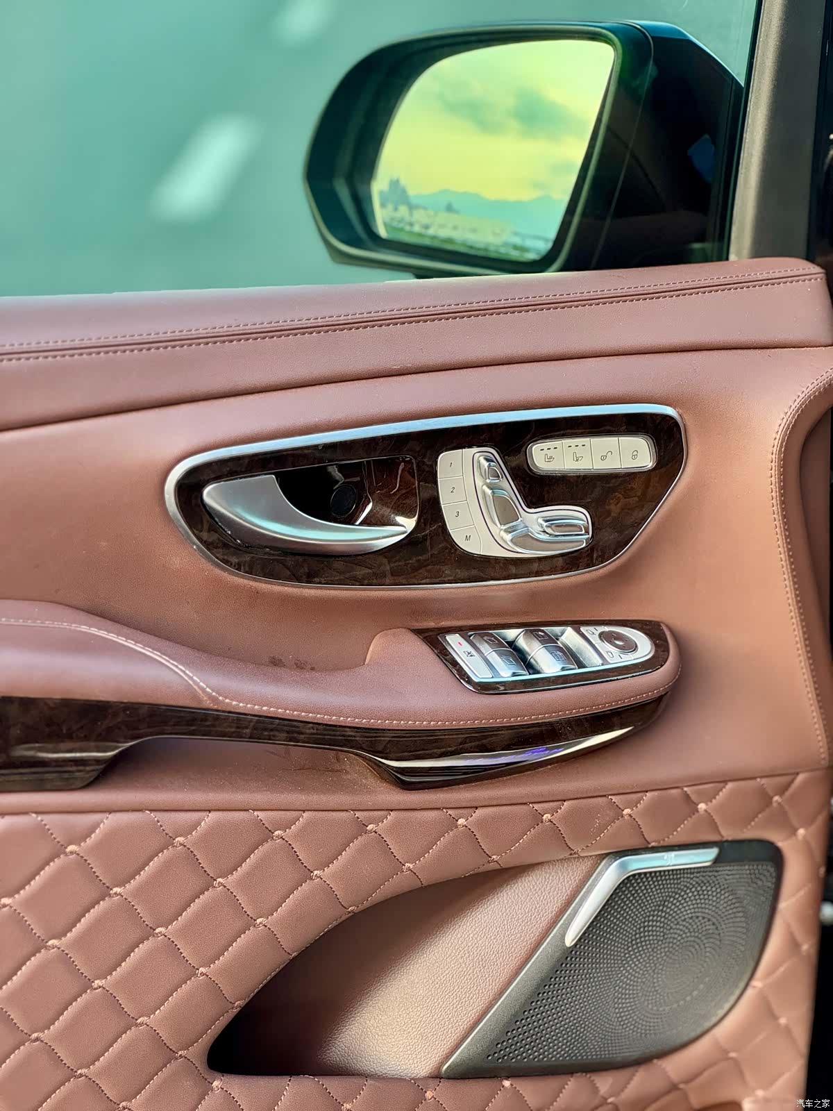 Mercedes-Benz V-Class, 2020 8
