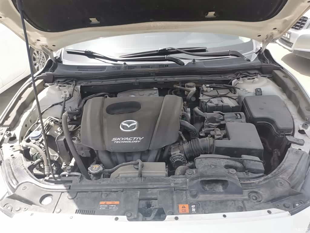 Mazda Mazda3, 2019 20