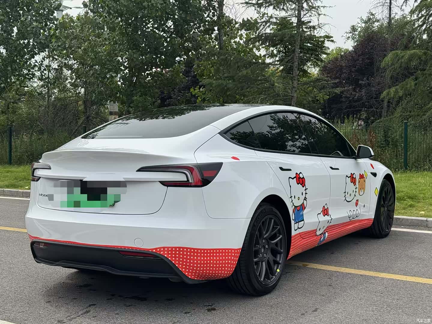 Tesla Model 3, 2024 4