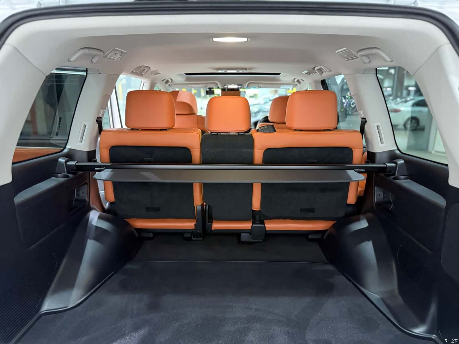 Lexus LX, 2026 14