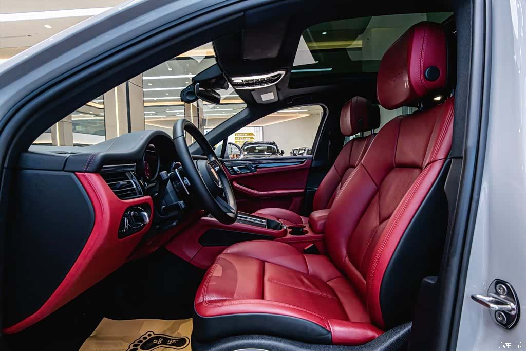 Porsche Macan, 2023 25