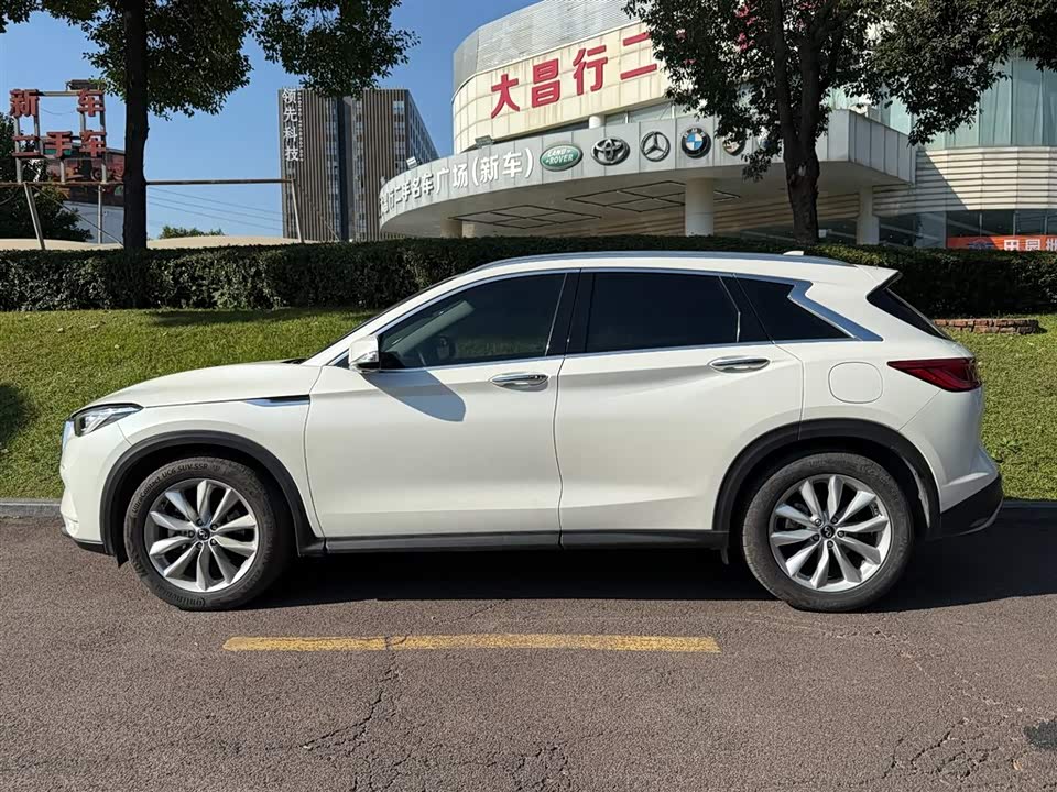 Infiniti QX50