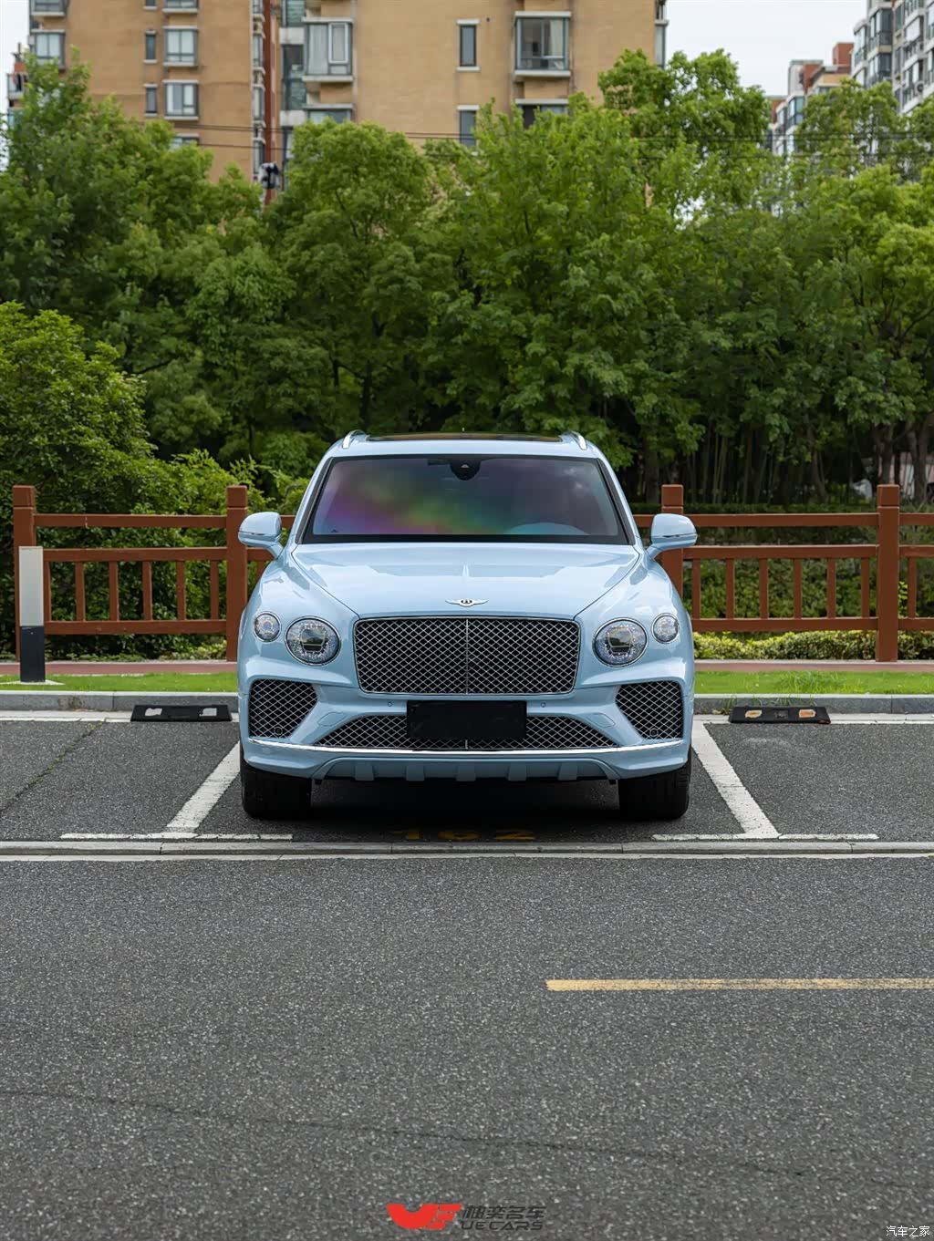 Bentley Bentayga, 2023 2