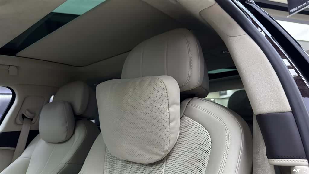 Bentley Flying Spur, 2021 10