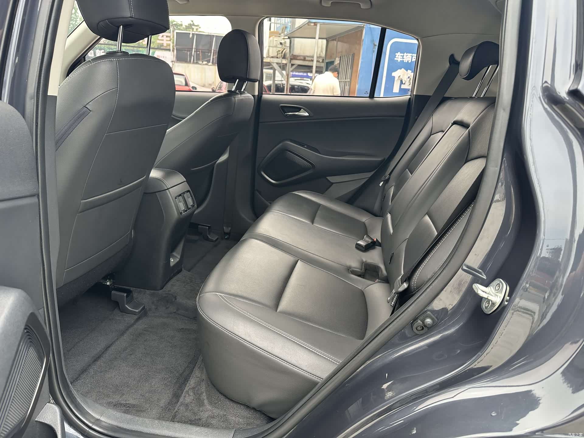 Hyundai ix35, 2022 13