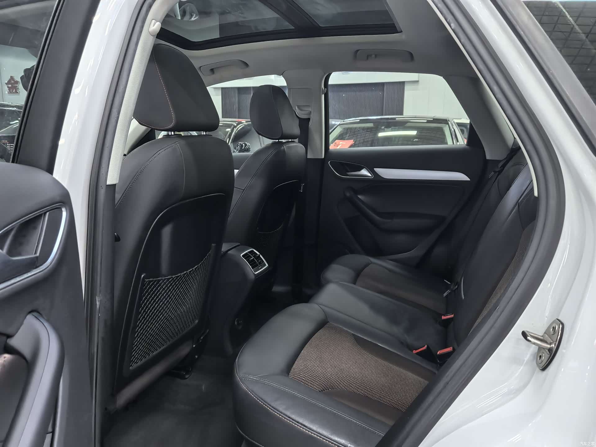 Audi Q3, 2019 6