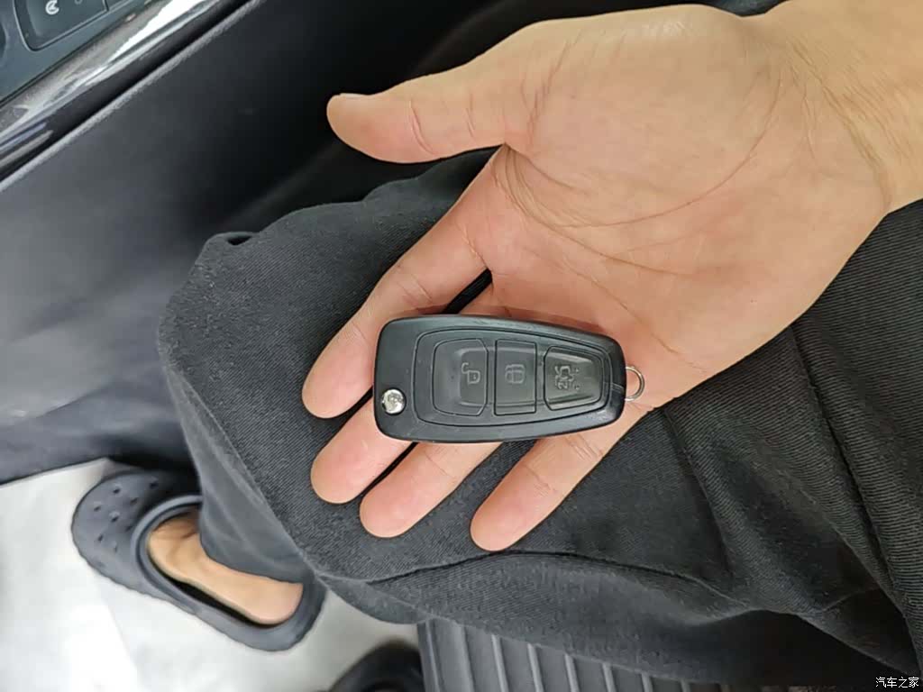 Ford Focus, 2021 11