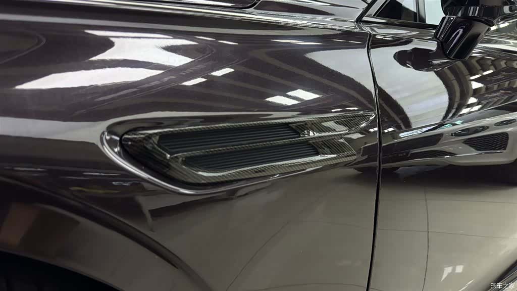 Bentley Flying Spur, 2021 8