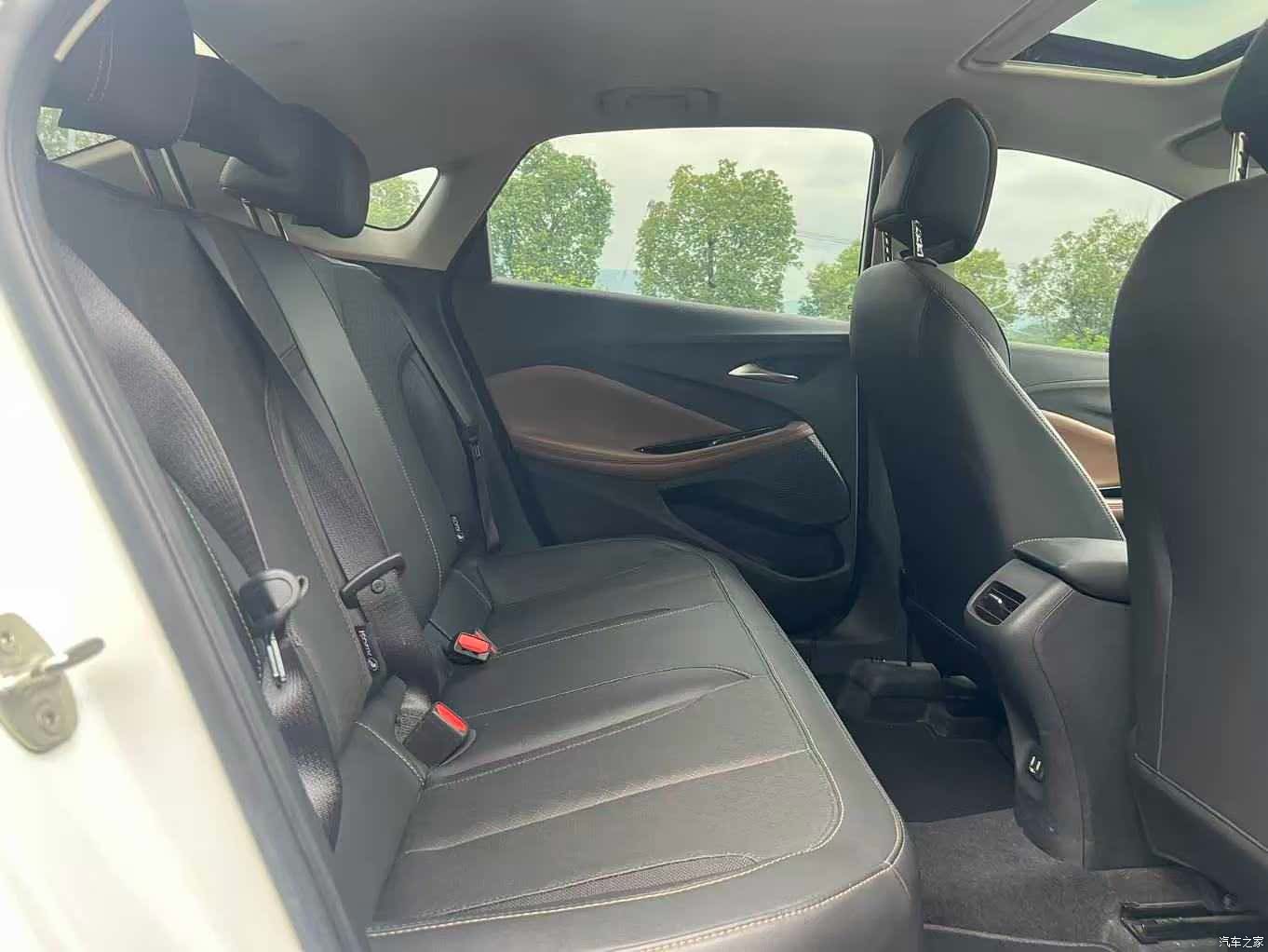 Buick Verano, 2022 4