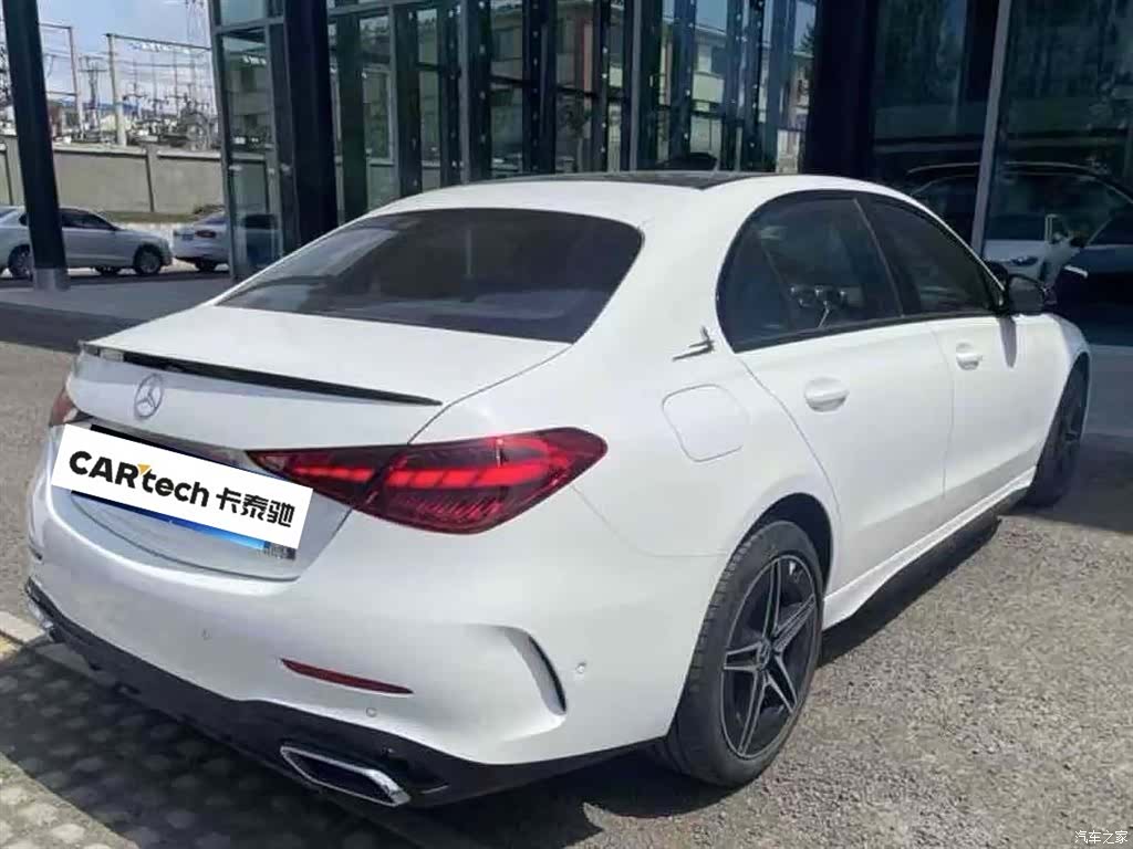Mercedes-Benz C-Class, 2024 2