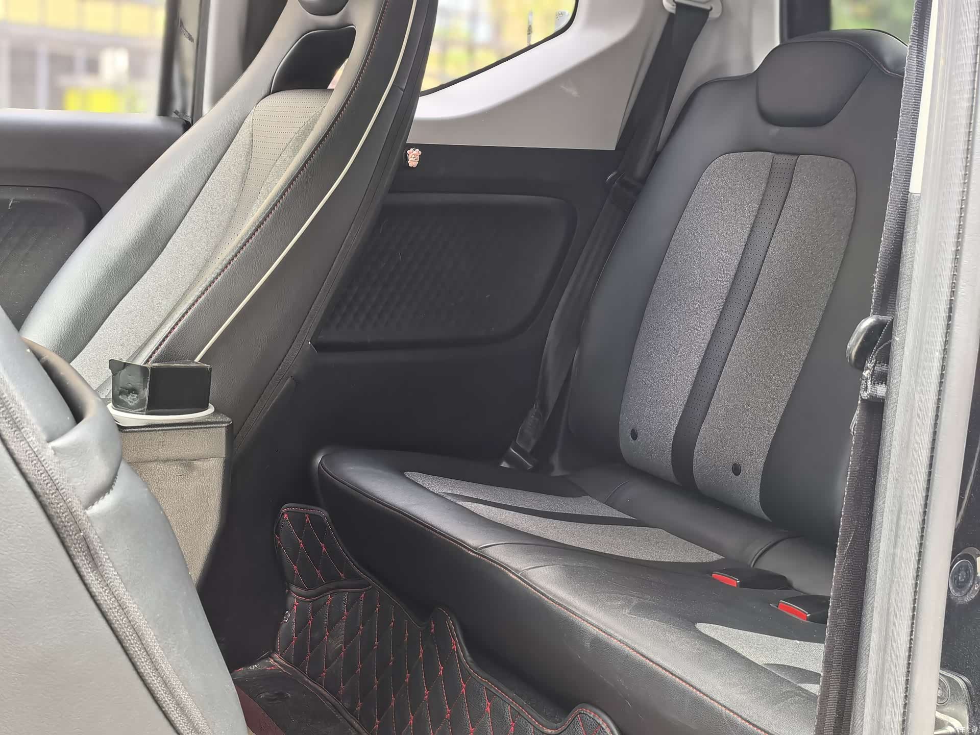 Wuling MINIEV, 2022 13
