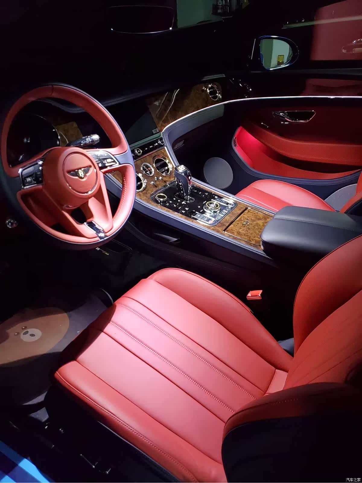 Bentley Continental GT, 2020 2