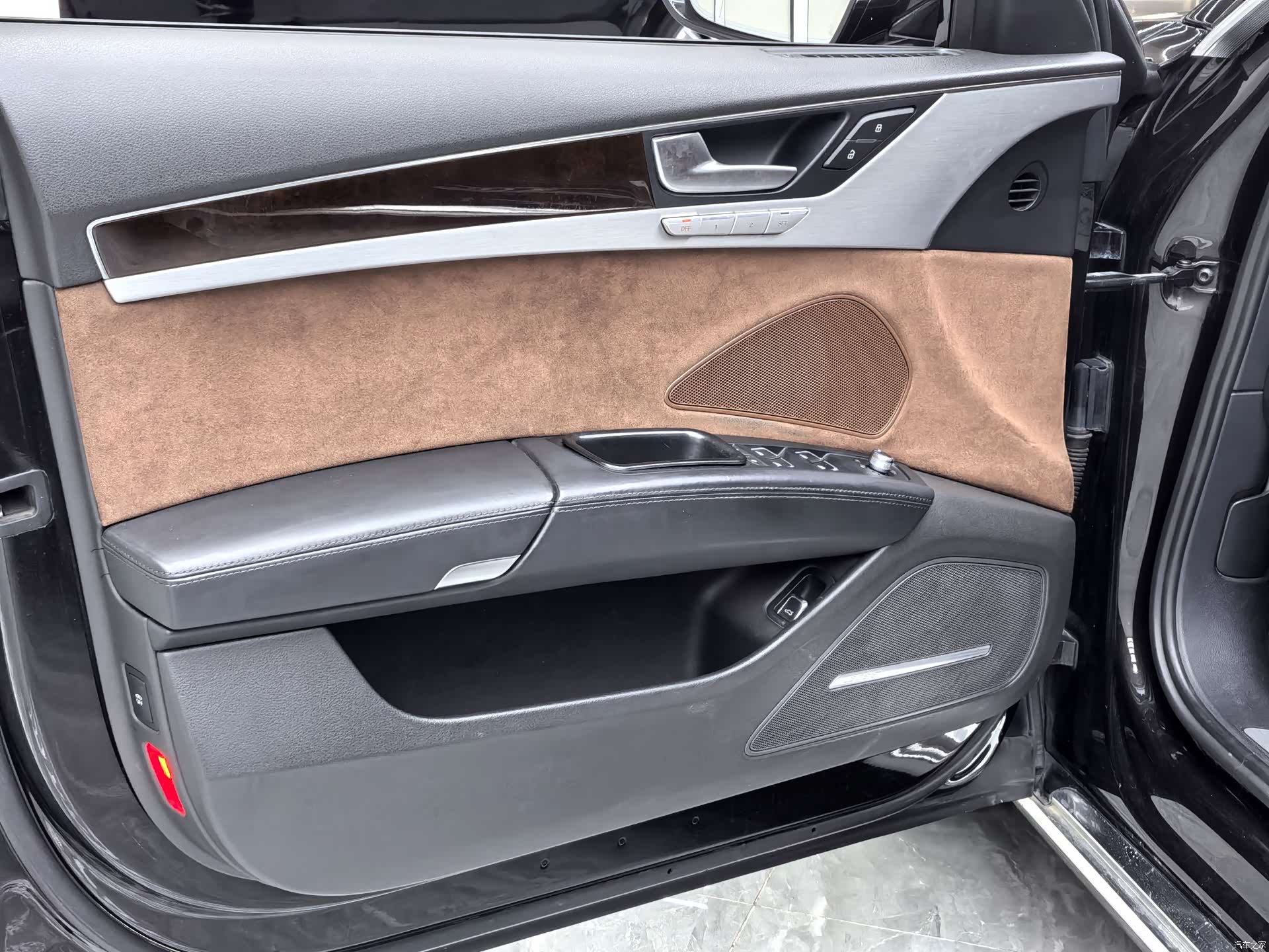 Audi A8L, 2014 9