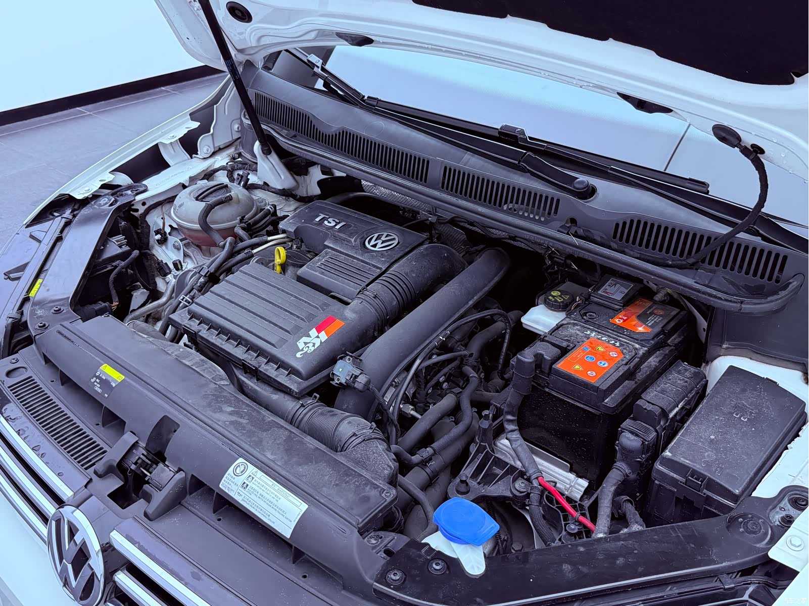 Volkswagen L, 2017 32