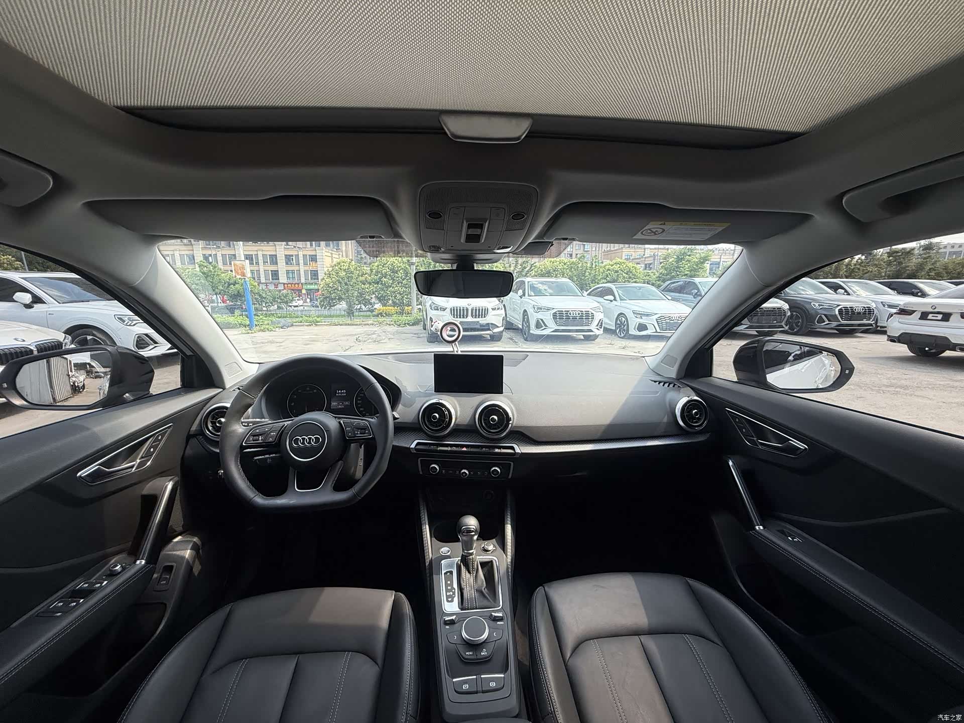Audi Q2L, 2023 6