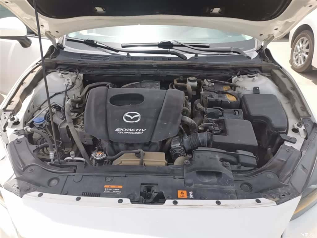 Mazda Mazda3, 2019 20