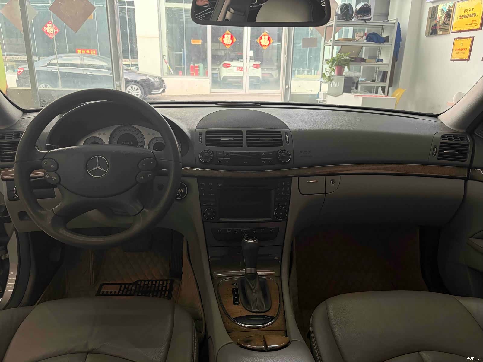 Mercedes-Benz E-Class, 2009 9