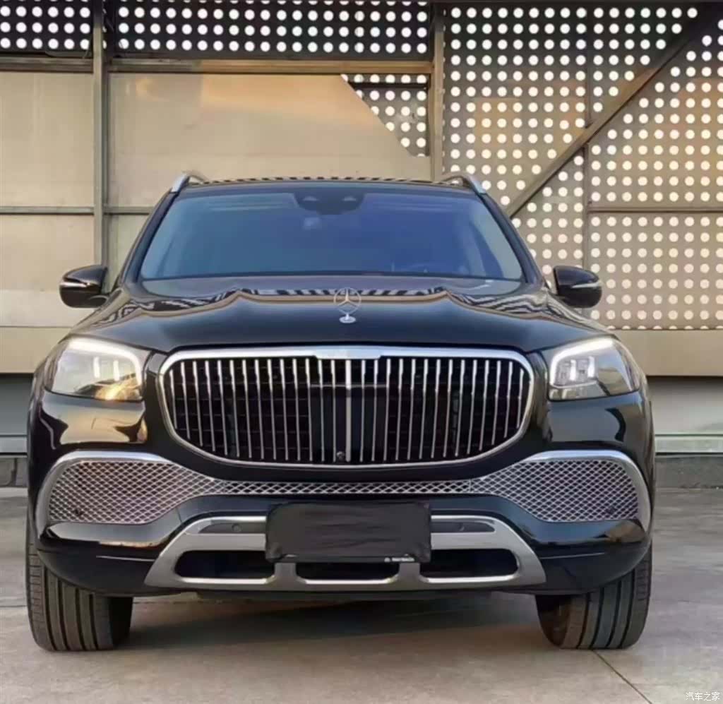 Maybach GLS, 2021 2