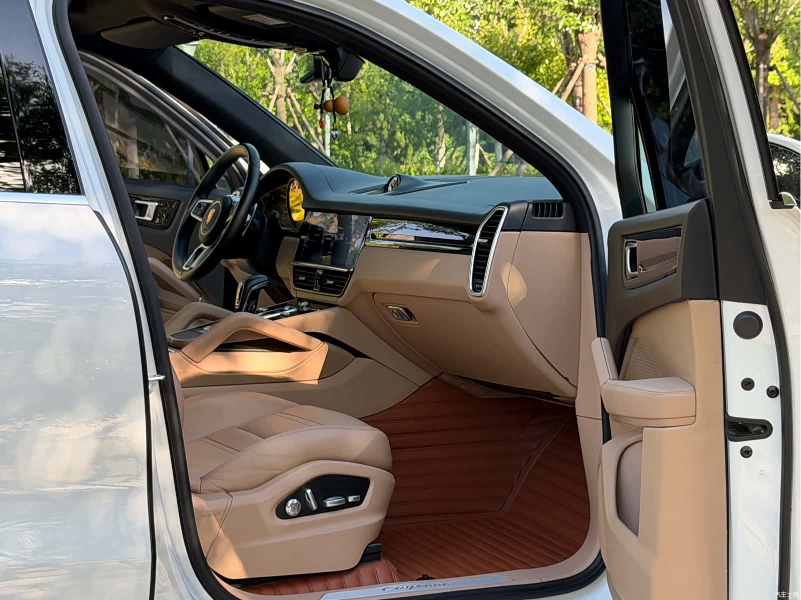 Porsche Cayenne, 2018 16