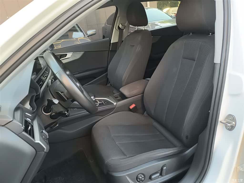 Audi A4L, 2020 15