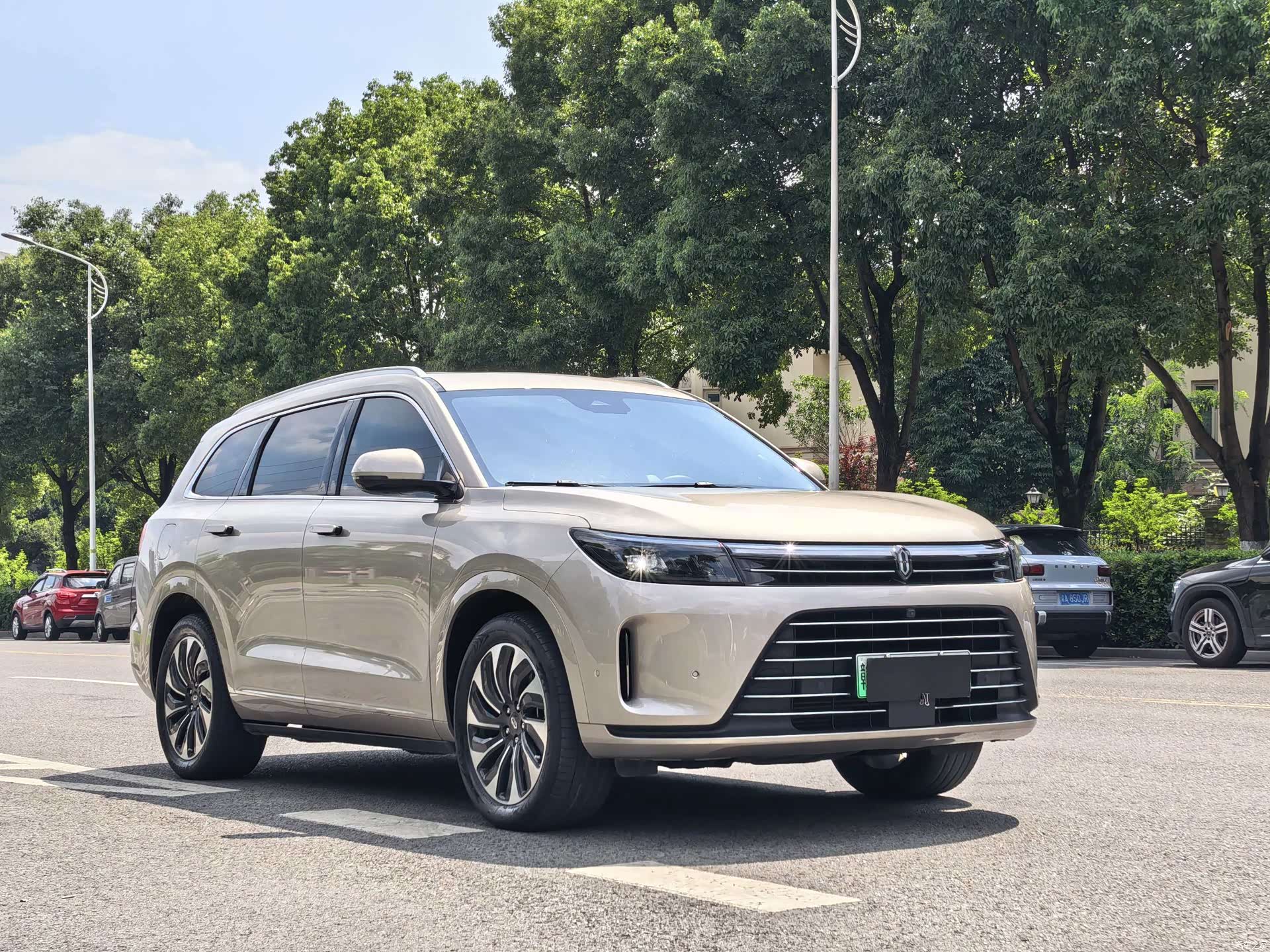 AITO M7, 2022 3
