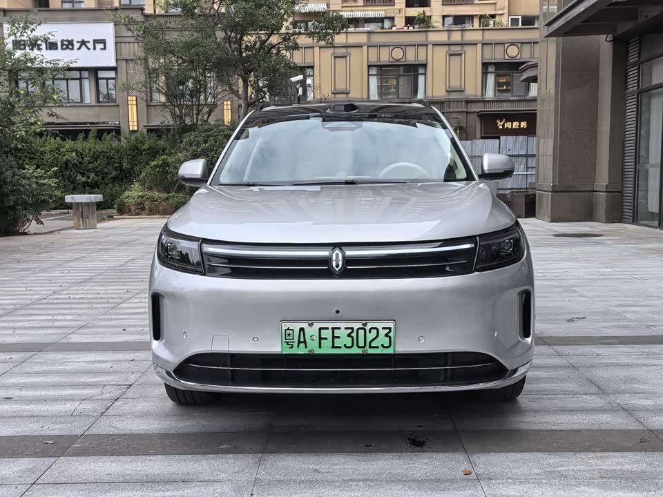 AITO Ask the world M7