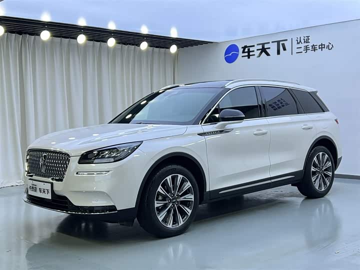 Lincoln Corsair, 2021 года фото 2