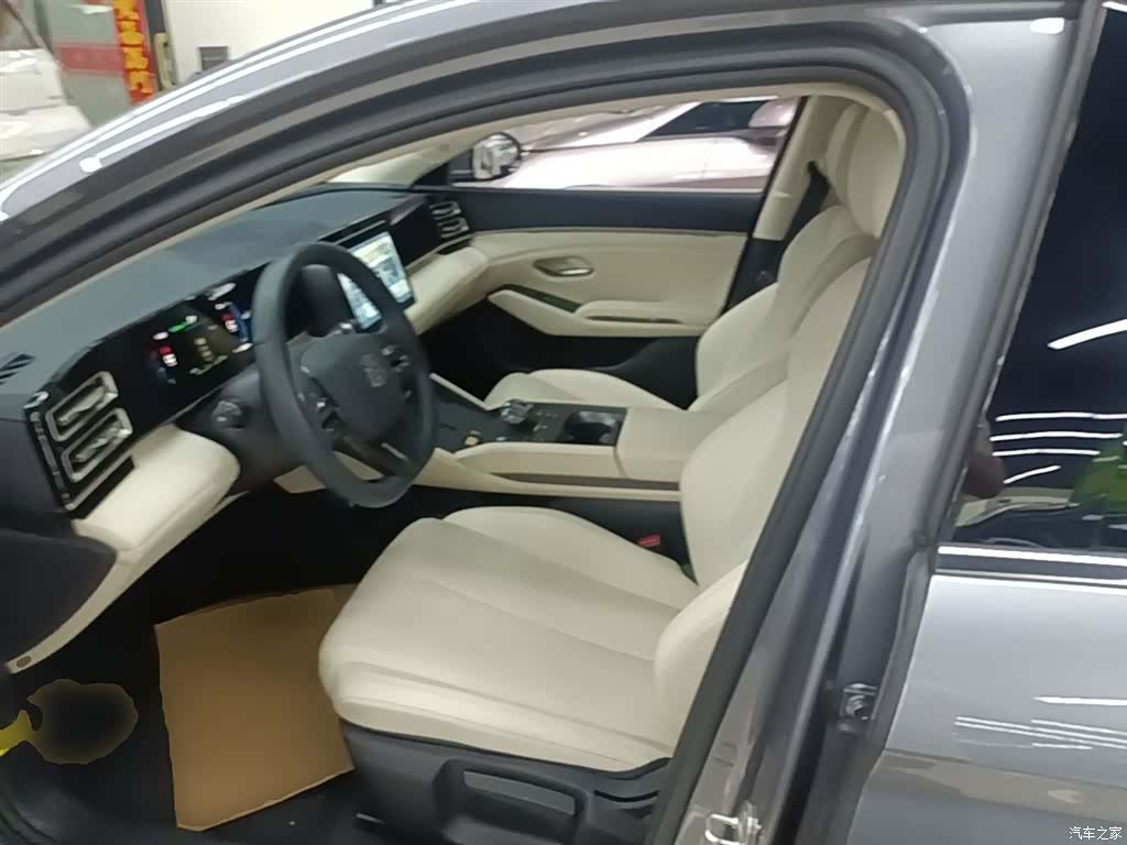 BYD Qin, 2025 15