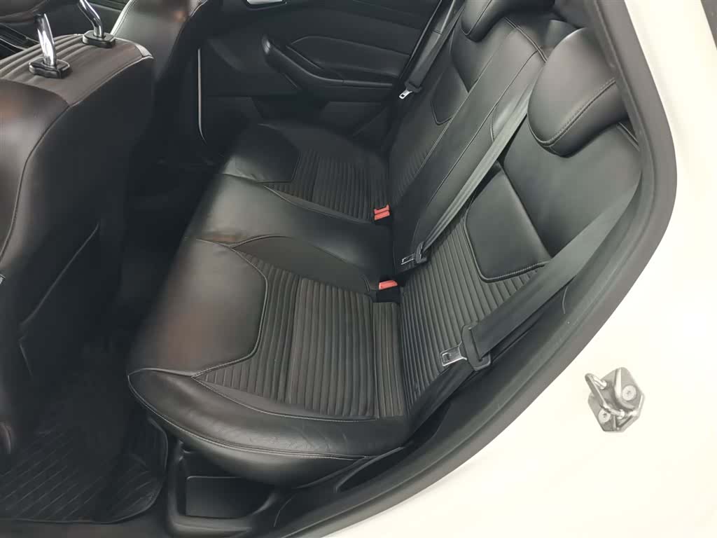 Ford Focus, 2016 17