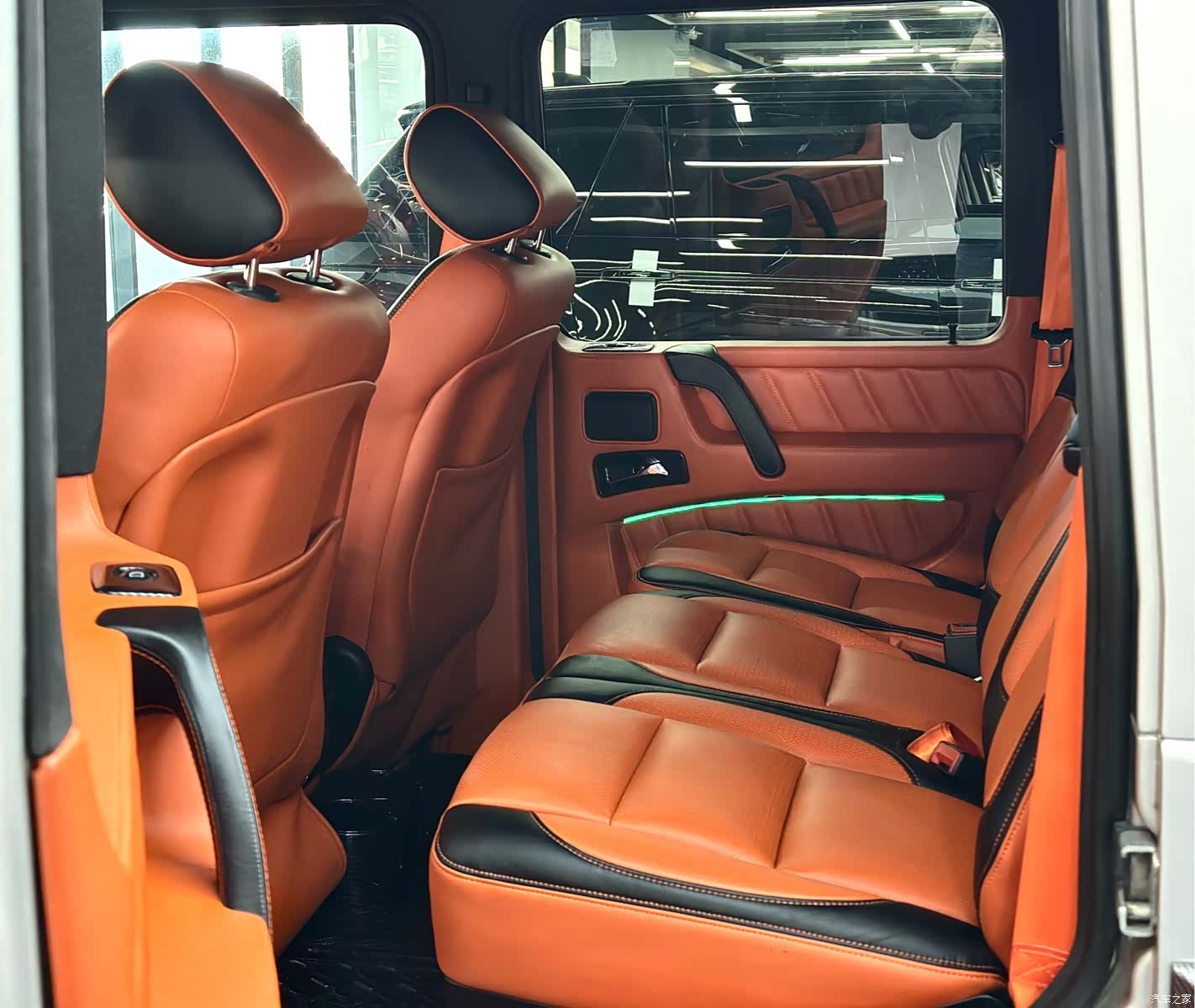 Mercedes-Benz G-Class, 2004 8