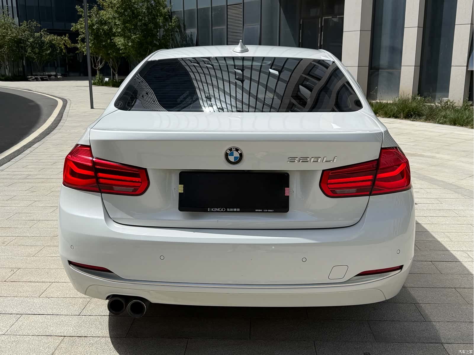 BMW 3 Series, 2018 все фото