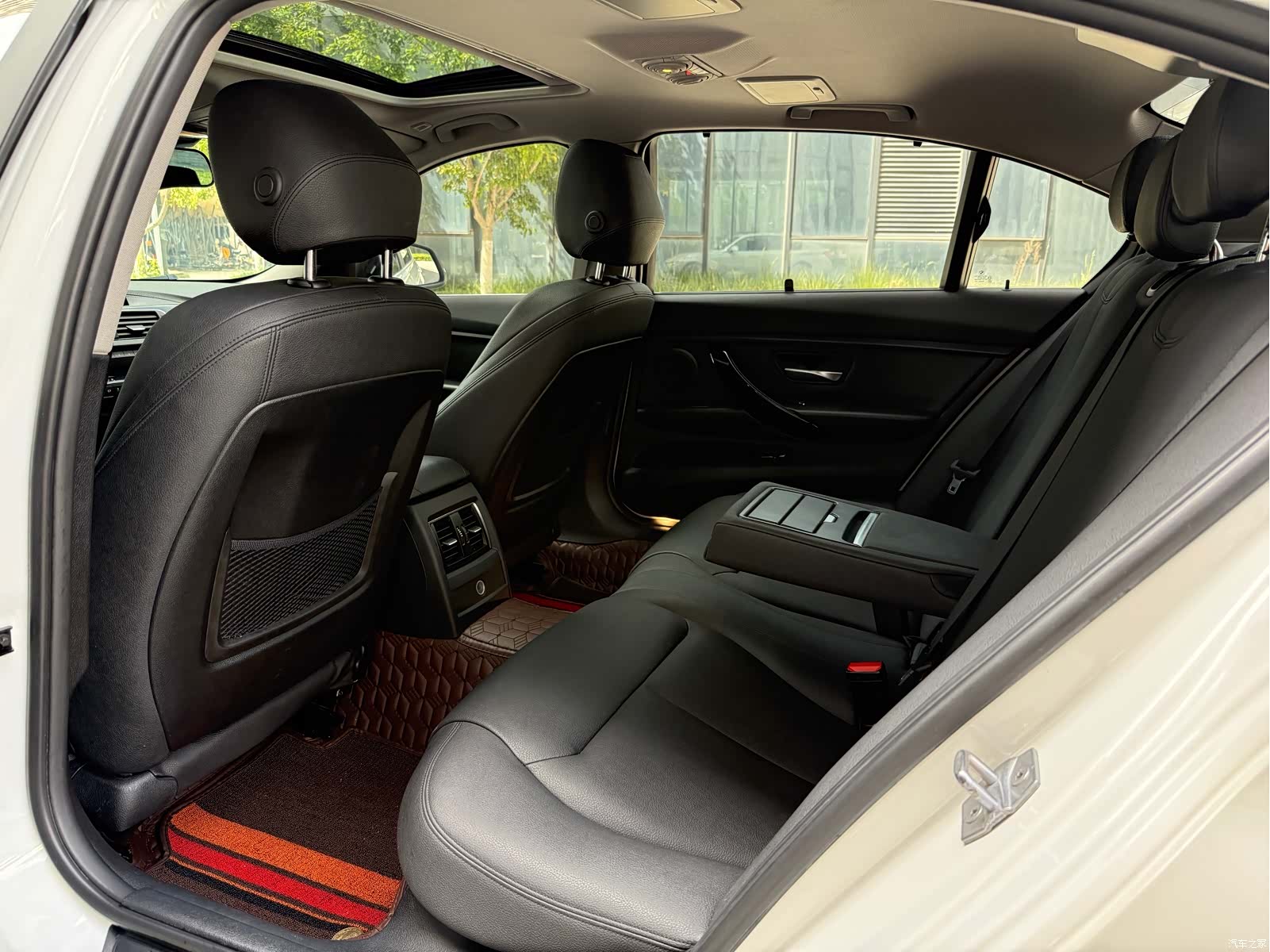BMW 3 Series, 2018 7