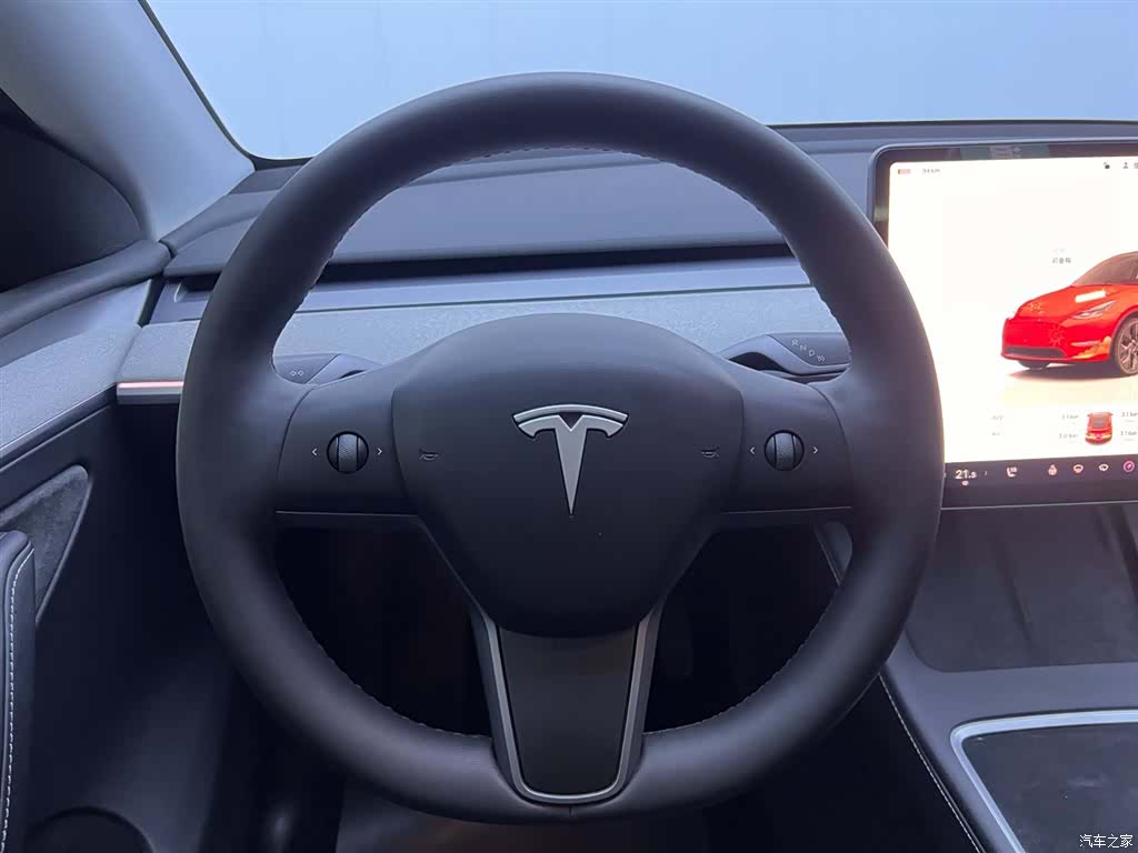 Tesla Model Y, 2024 20