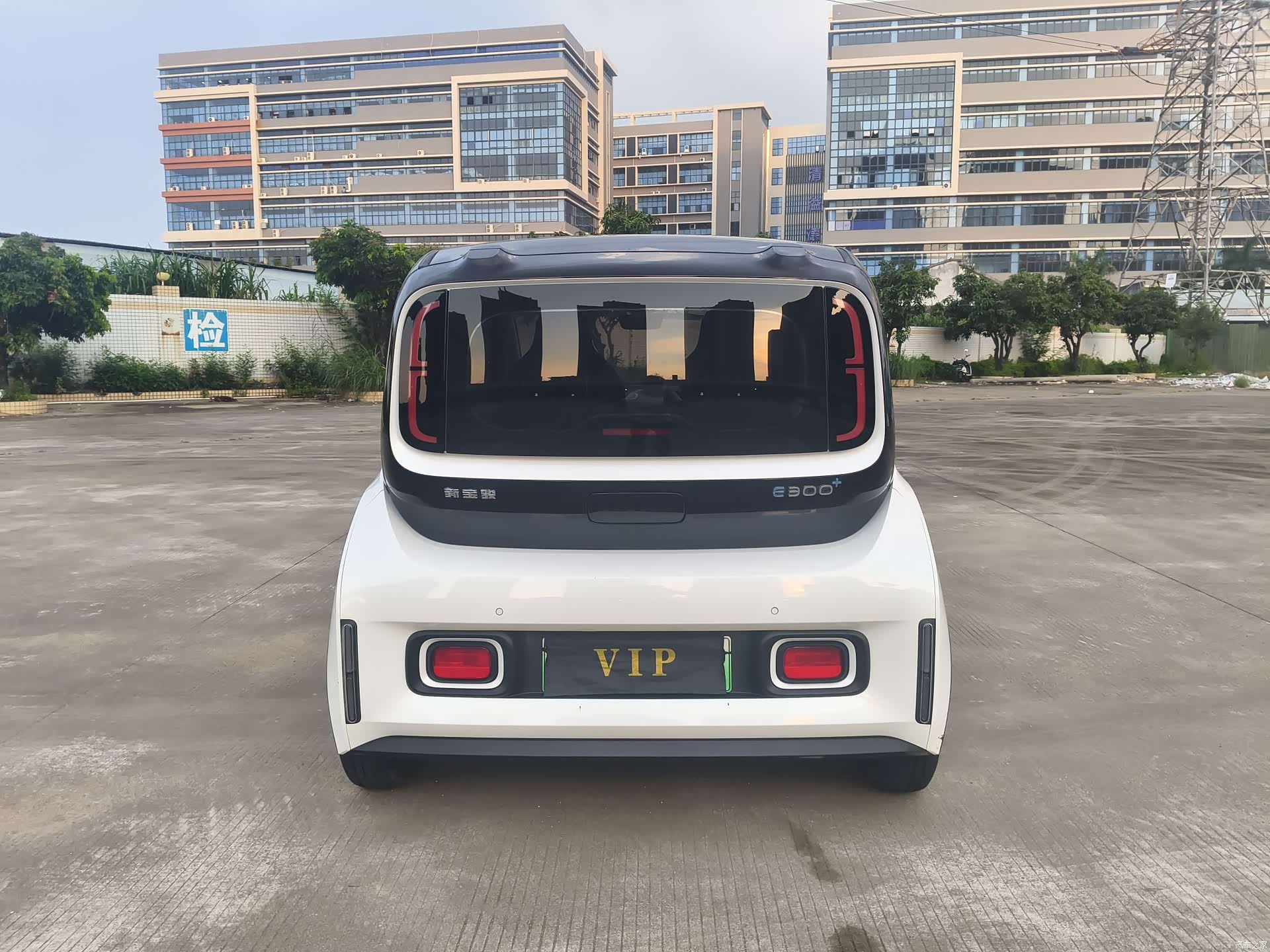 Wuling E300, 2021 все фото