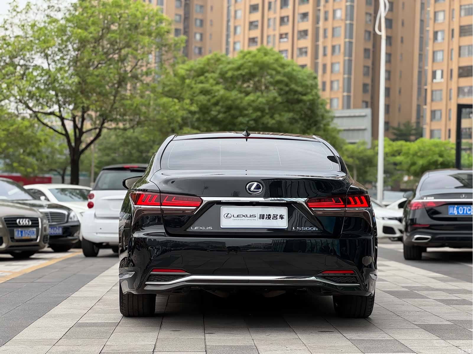 Lexus LS, 2019 все фото