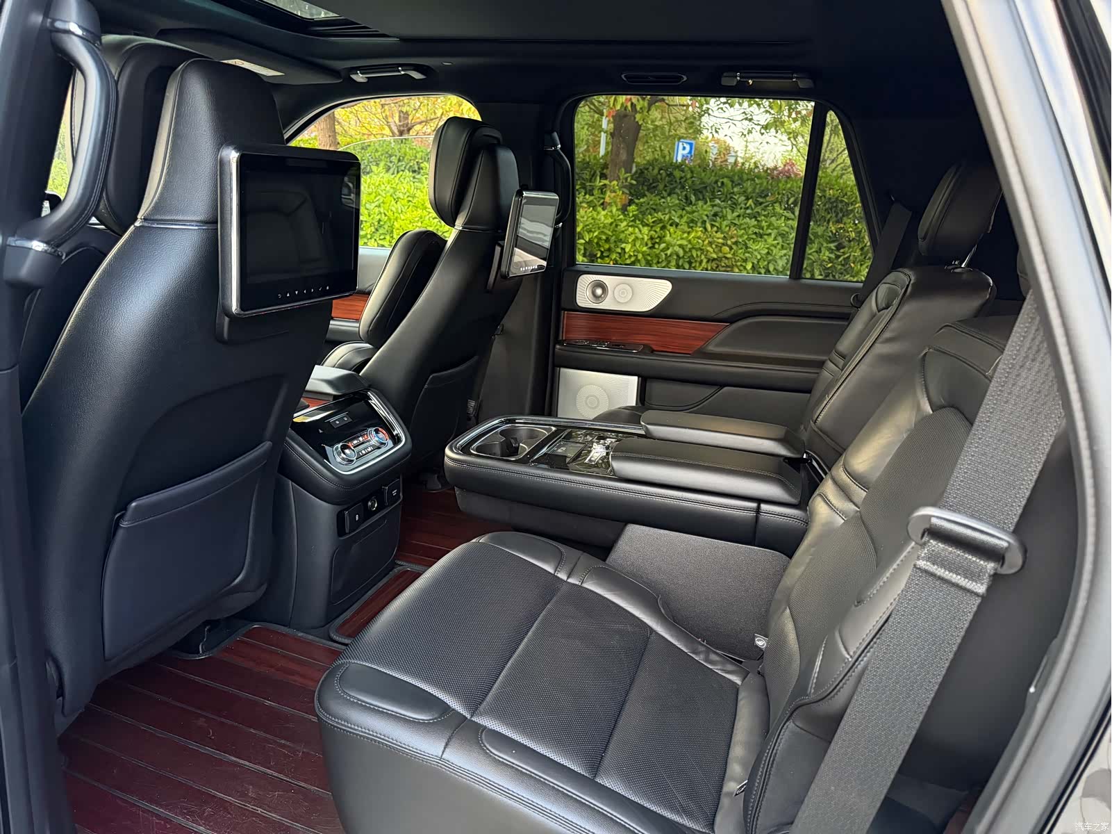 Lincoln Navigator, 2018 7