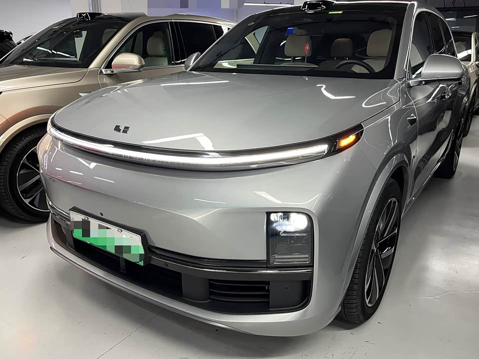 Li Auto Ideal L8