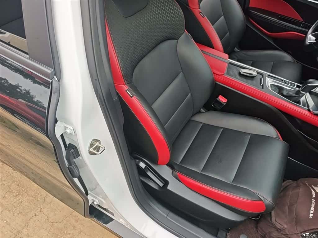 Geely Binray, 2022 25