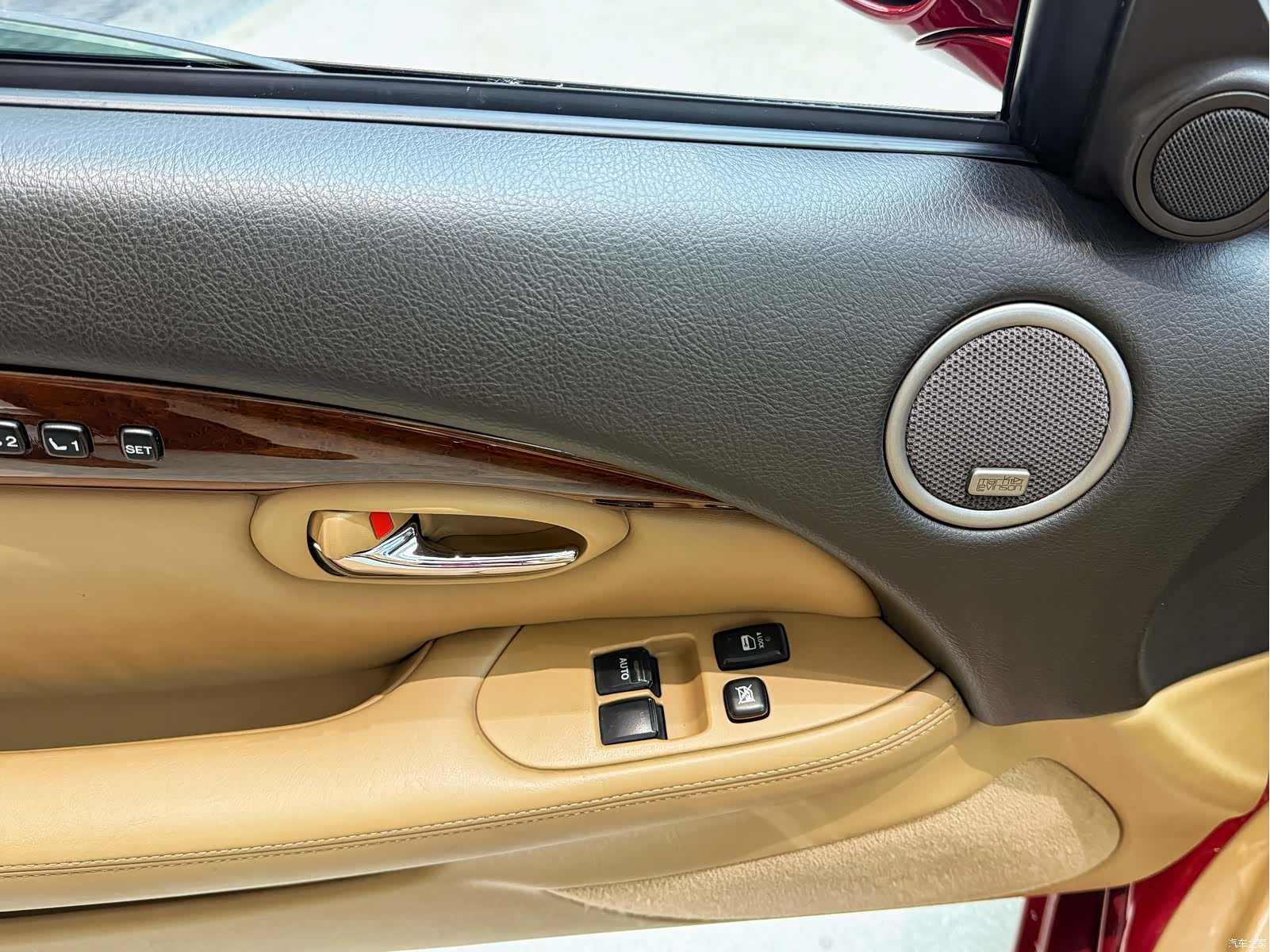 Lexus SC, 2009 17