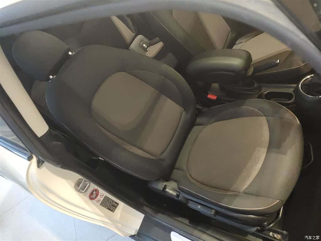 Mini ONE, 2018 25