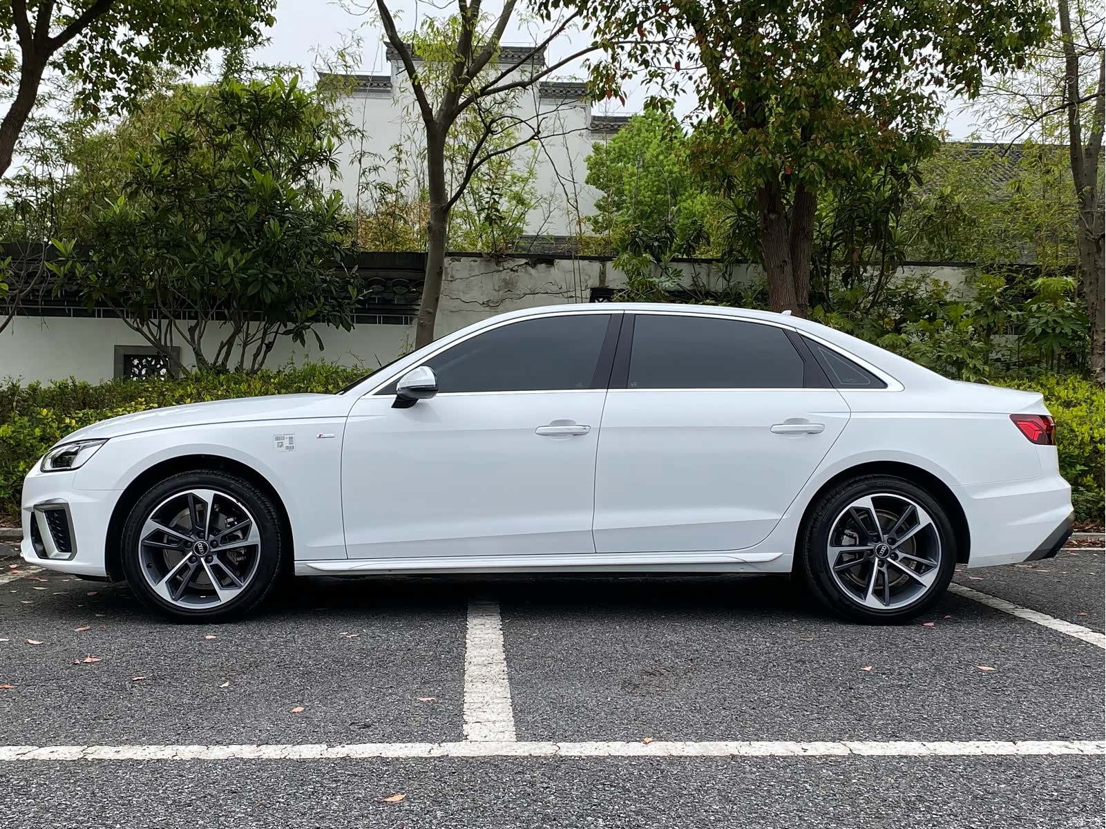 Audi A4L, 2025 3